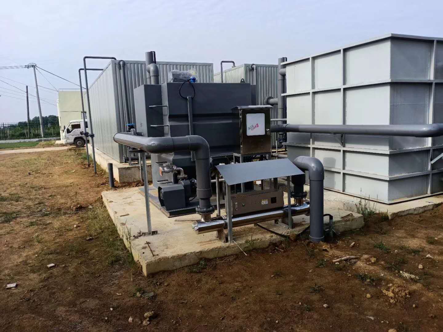 1596179512135537.jpg 1596179512135537.jpg